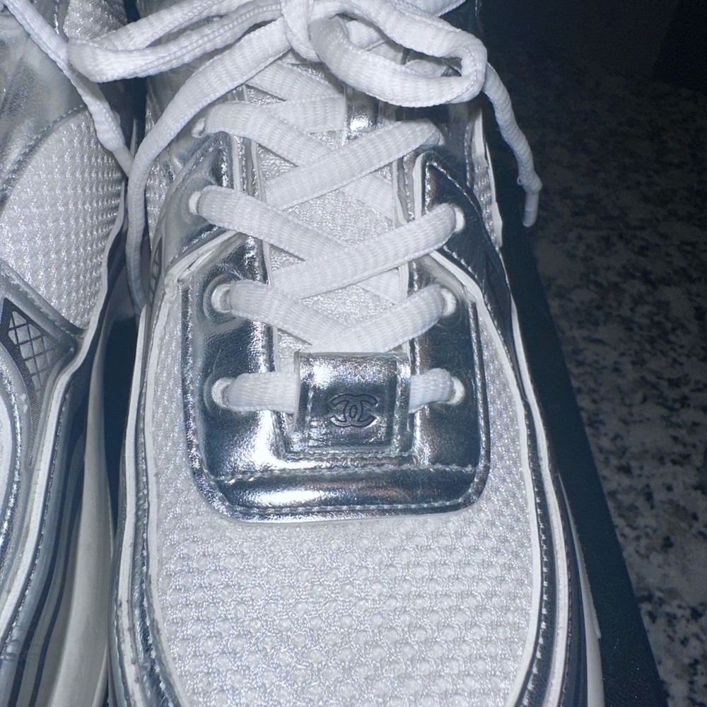 Chanel CC sneakers/ tennis shoes - Picture 12 of 16